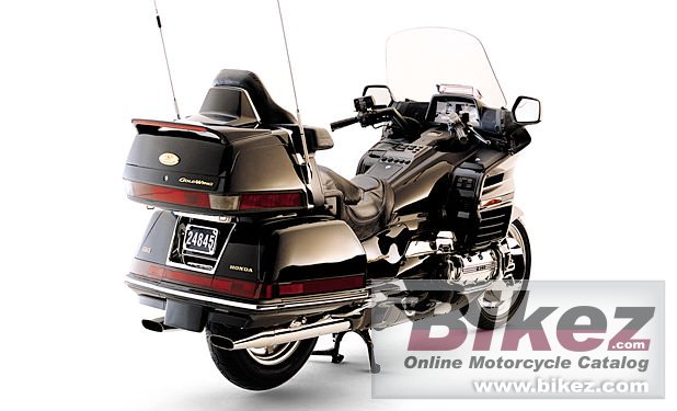 Big Published with permission. gl 1500 se gold wing picture and wallpaper from Bikez.com